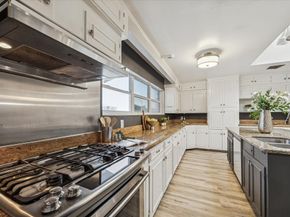 5302 Saxon Dr Drive, Houston TX 77092