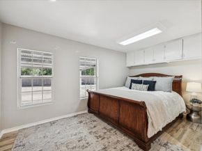 5302 Saxon Dr Drive, Houston TX 77092