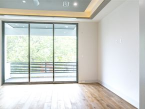 409 W Saulnier Street, Houston TX 77019