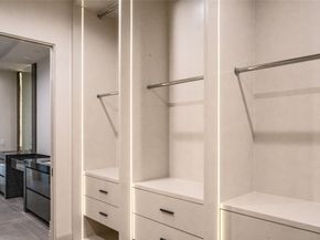 409 W Saulnier Street, Houston TX 77019