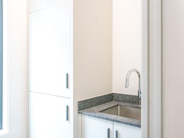 409 W Saulnier Street, Houston TX 77019