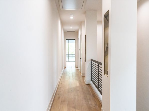 409 W Saulnier Street, Houston TX 77019