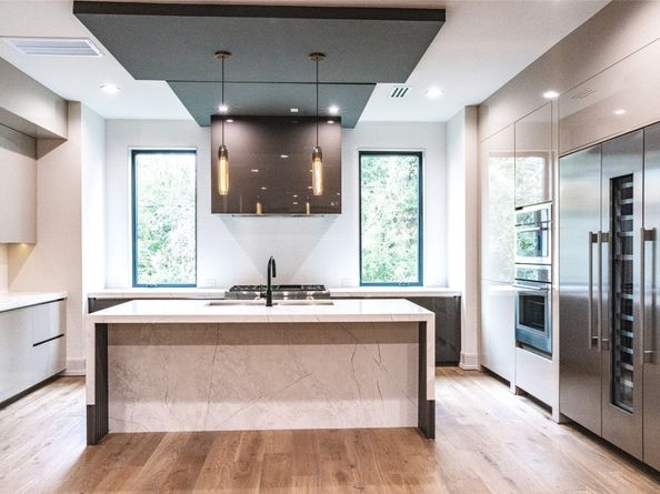 409 W Saulnier Street, Houston TX 77019