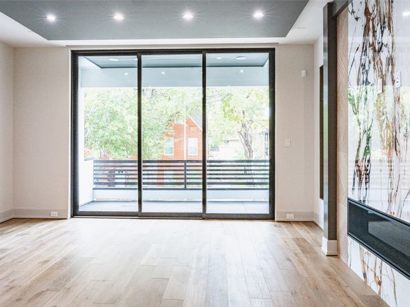 409 W Saulnier Street, Houston TX 77019