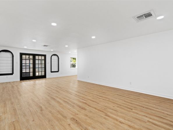 5823 Ettrick Drive, Houston TX 77035