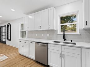 5823 Ettrick Drive, Houston TX 77035