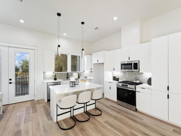 6631 Katarani Drive, Houston TX 77091