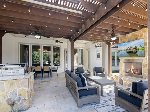 7242 Lake Paloma Trl, The Woodlands TX 77389