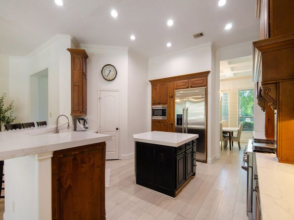 7242 Lake Paloma Trl, The Woodlands TX 77389