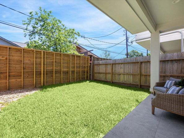 1303 Cordell Street B, Houston TX 77009