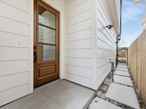 1303 Cordell Street B, Houston TX 77009