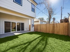 1303 Cordell Street B, Houston TX 77009