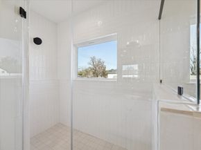 1303 Cordell Street B, Houston TX 77009