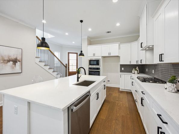 1303 Cordell Street B, Houston TX 77009