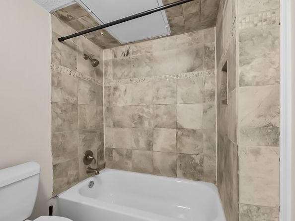 2120 El Paseo Street 1403, Houston TX 77054