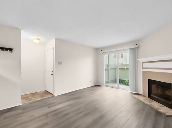 2120 El Paseo Street 1403, Houston TX 77054