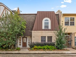 1746 S Gessner Road, Houston TX 77063