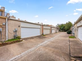 1746 S Gessner Road, Houston TX 77063