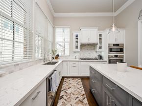 6054 Kansas Street, Houston TX 77007