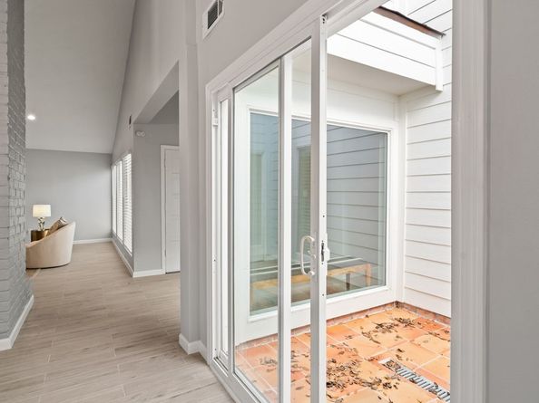 11422 Lakeside Place Drive, Houston TX 77077