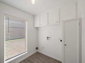 11422 Lakeside Place Drive, Houston TX 77077