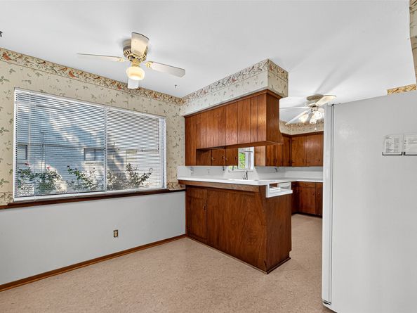 5223 Wigton Drive, Houston TX 77096