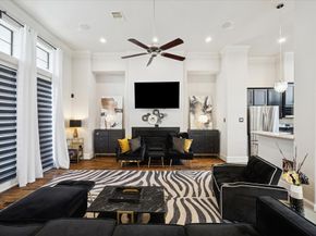 5820 Darling Street, Houston TX 77007