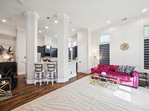 5820 Darling Street, Houston TX 77007