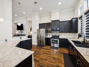 5820 Darling Street, Houston TX 77007