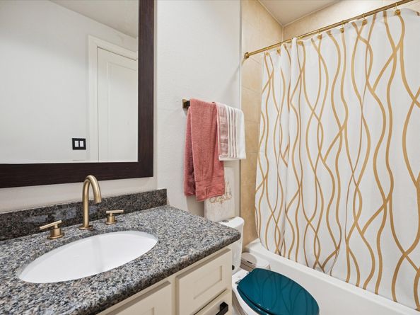 5820 Darling Street, Houston TX 77007