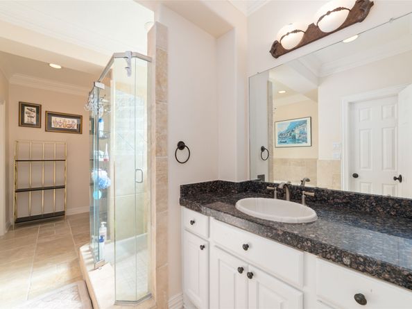 1126 Gardencrest Lane, Houston TX 77077