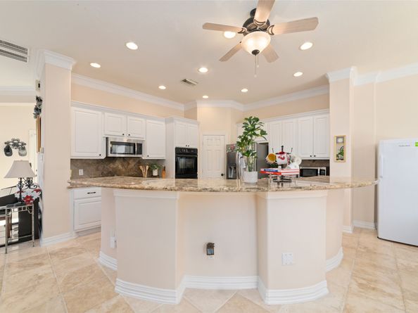 1126 Gardencrest Lane, Houston TX 77077