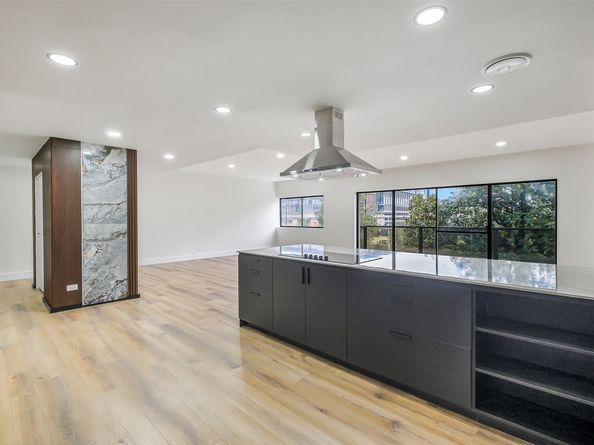 2929 Buffalo Speedway A204, Houston TX 77098