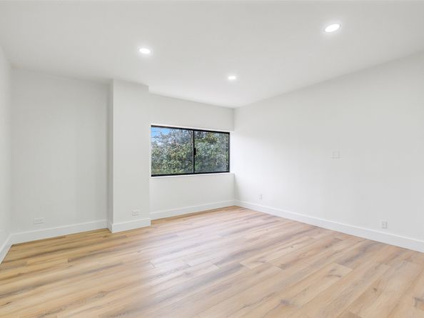 2929 Buffalo Speedway A204, Houston TX 77098