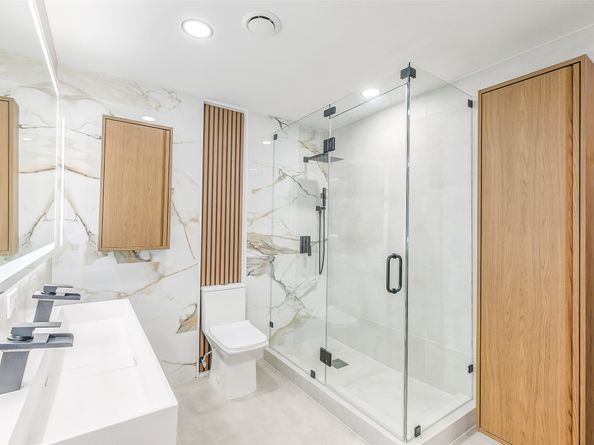 2929 Buffalo Speedway A204, Houston TX 77098