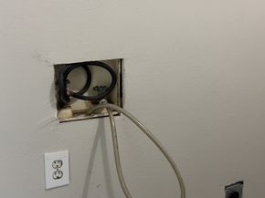 64 Neyland Street, Houston TX 77022