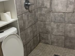 64 Neyland Street, Houston TX 77022