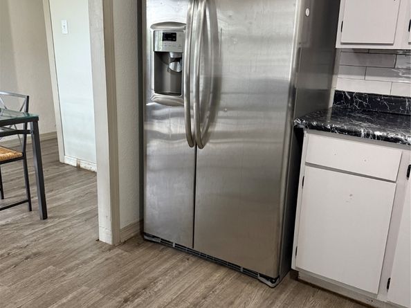 64 Neyland Street, Houston TX 77022