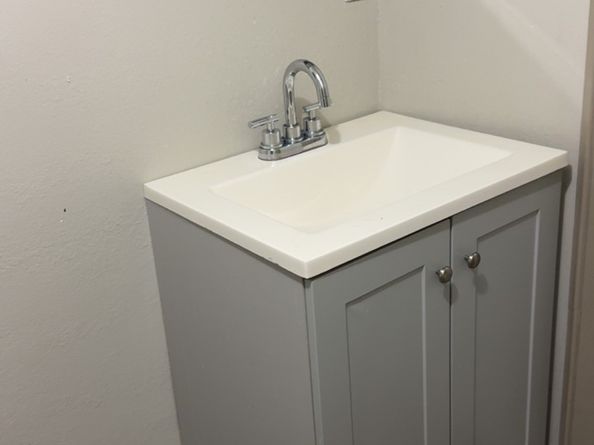 64 Neyland Street, Houston TX 77022