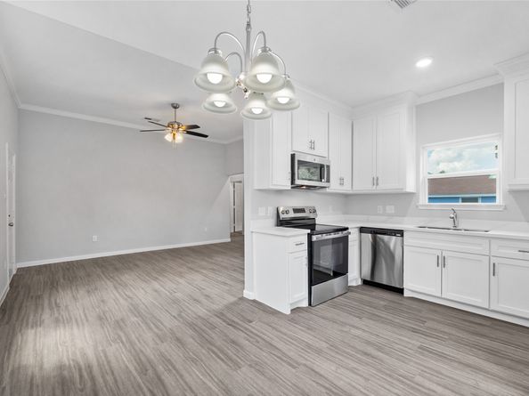 7415 Dyer Street, Houston TX 77088