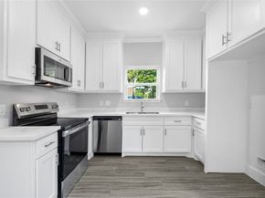 7415 Dyer Street, Houston TX 77088