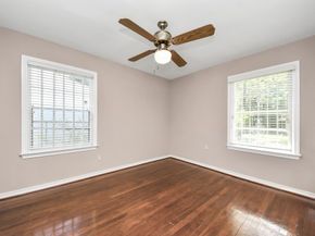 5202 Pensdale Street, Houston TX 77033