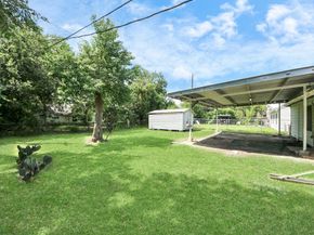 5202 Pensdale Street, Houston TX 77033