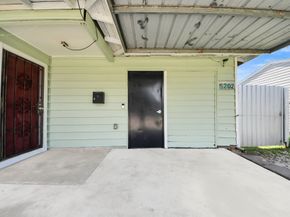 5202 Pensdale Street, Houston TX 77033