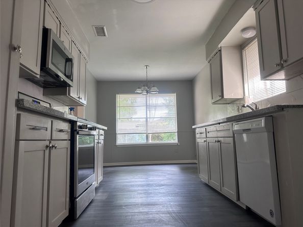 13611 Fernhill Drive, Sugar Land TX 77498