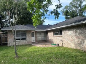 13611 Fernhill Drive, Sugar Land TX 77498