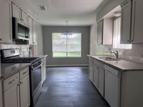 13611 Fernhill Drive, Sugar Land TX 77498