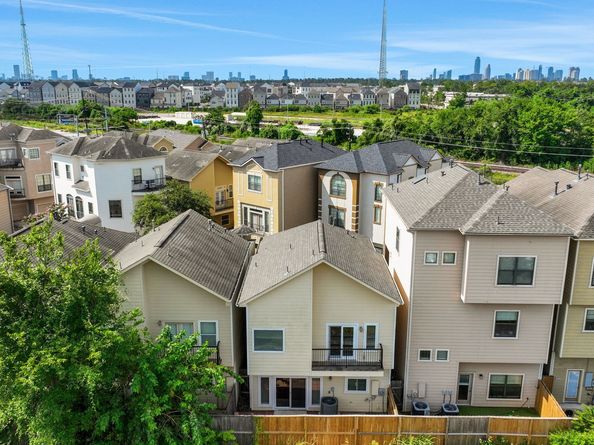 1162 Hempstead Villa Lane, Houston TX 77008