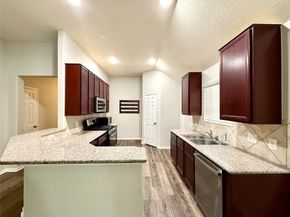 10646 Chestnut Path Way, Tomball TX 77375