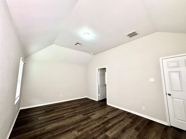 10646 Chestnut Path Way, Tomball TX 77375